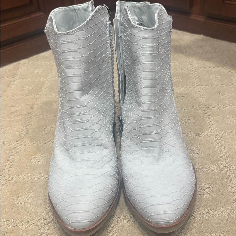 MIA White Textured Ankle Booties